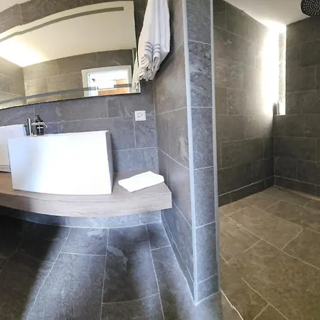 @ Locarno Hotell